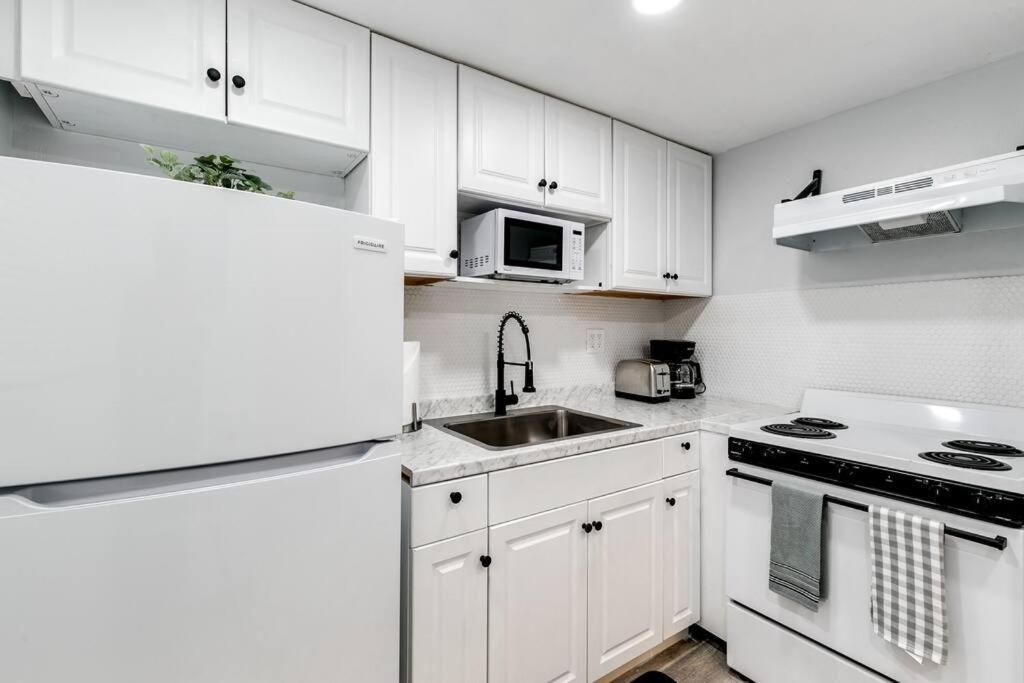 Central 1B Apt Next To Airport Virg 12 Miami Exterior photo